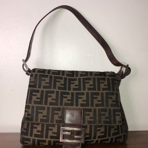 Fendi Shoulder bag ❌SOLD❌